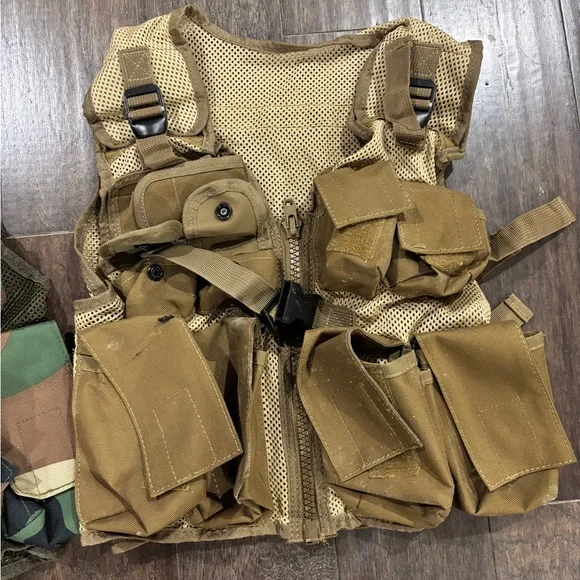 Camouflage and Tan Tactical Vests Cos Play Youth - Picture 3 of 5